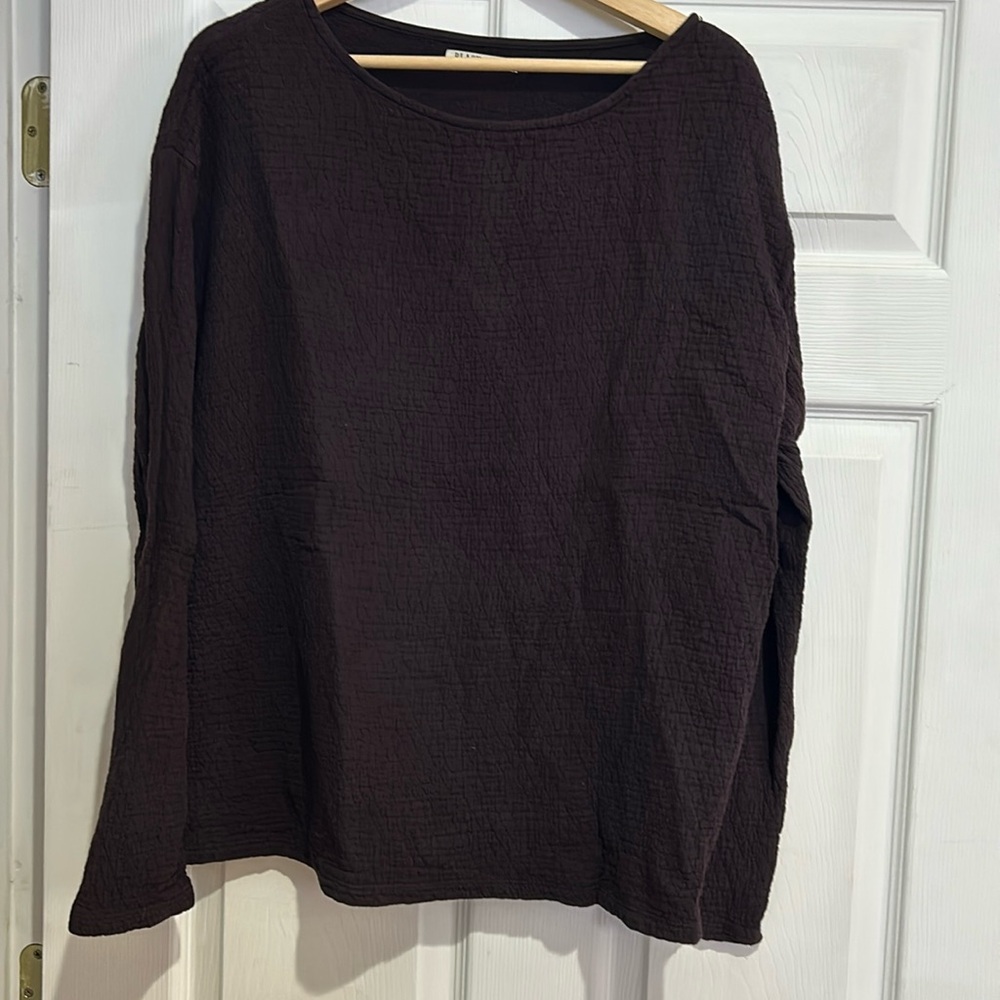 Black Crane Long sleeved Top